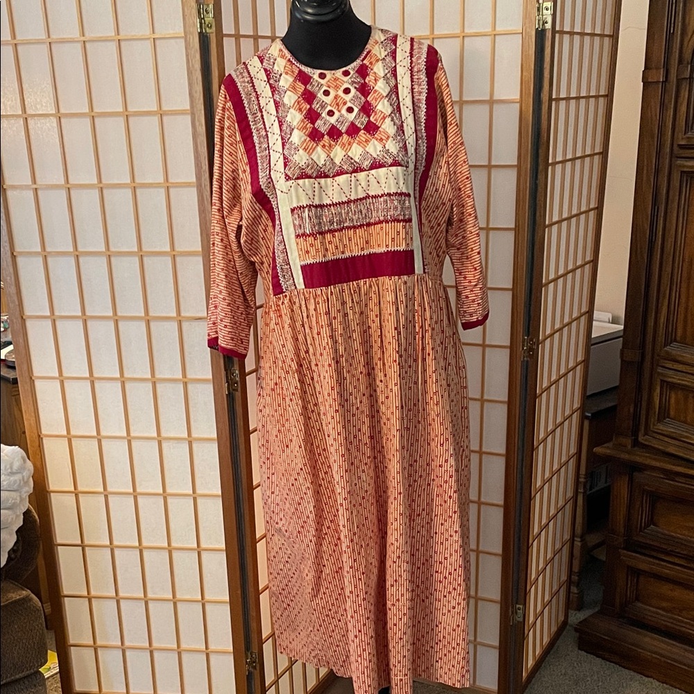 Vintage Boho Cottagecore Hand-Made Quilted Mid-Length  Dress